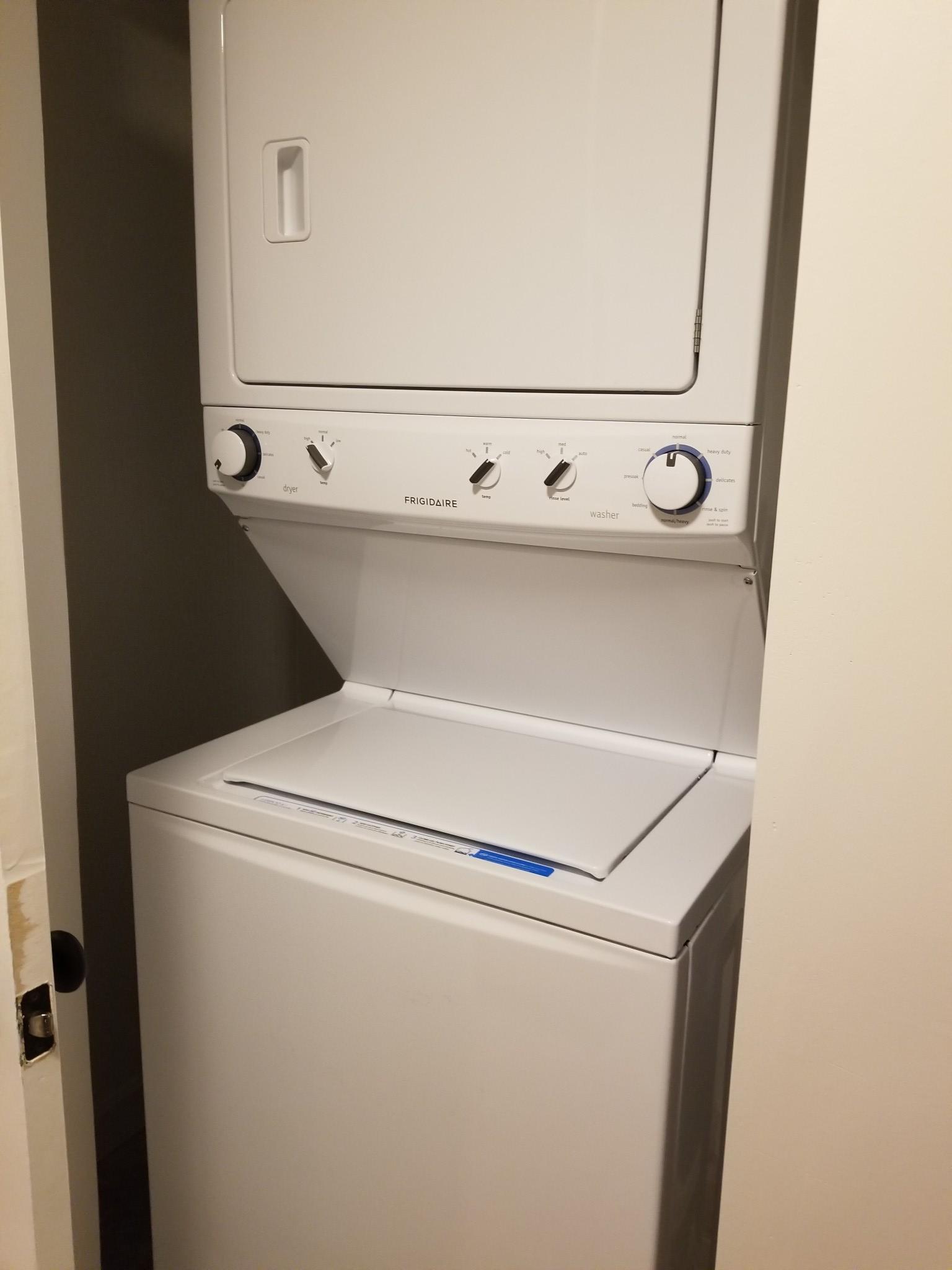 2 bed, 1 bath apartment for rent at 15 Dolores Ave, Waltham — photo 44 of 47