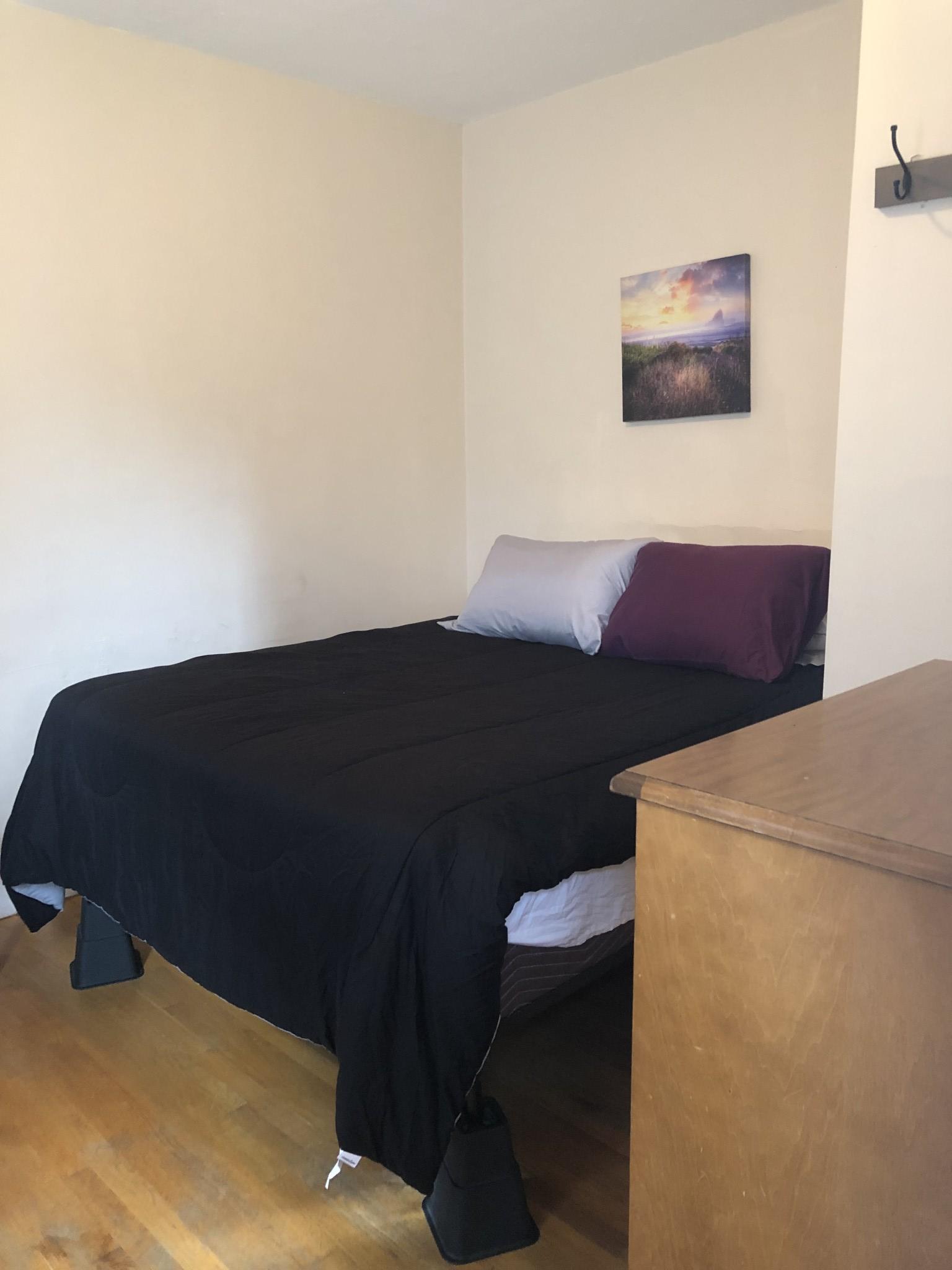 37 Harvard St, Central Village