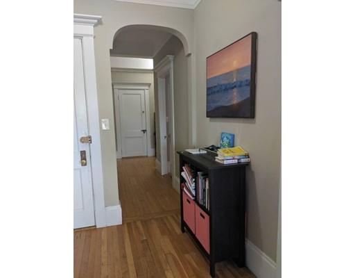 2 bed, 1 bath apartment for rent at 1080 Beacon St Unit 5C, Brookline — photo 6 of 15