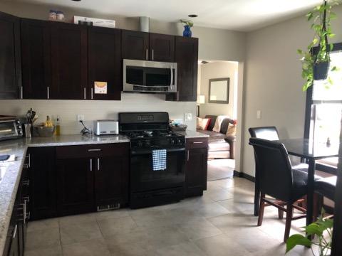 3 bed, 2 bath apartment for rent at 117 Prospect St Unit 2, Waltham — photo 2 of 12