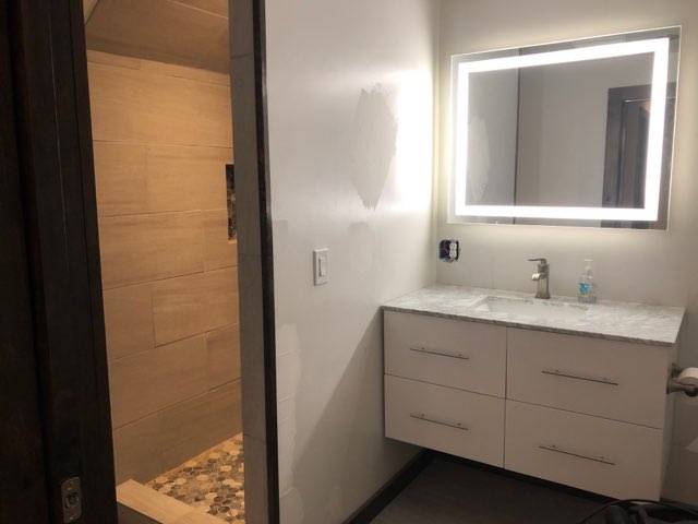 3 bed, 2 bath apartment for rent at 117 Prospect St Unit 2, Waltham — photo 8 of 12