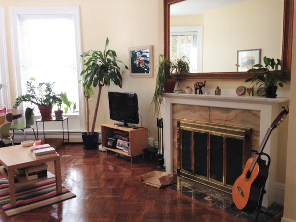 1 bed, 1 bath apartment for rent at 922 Beacon St Unit 41, Fenway
