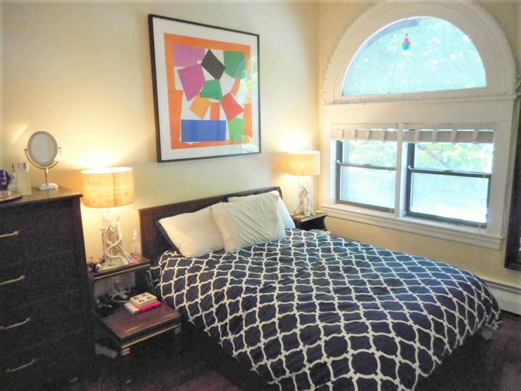 1 bed, 1 bath apartment for rent at 922 Beacon St Unit 41, Fenway — photo 4 of 5