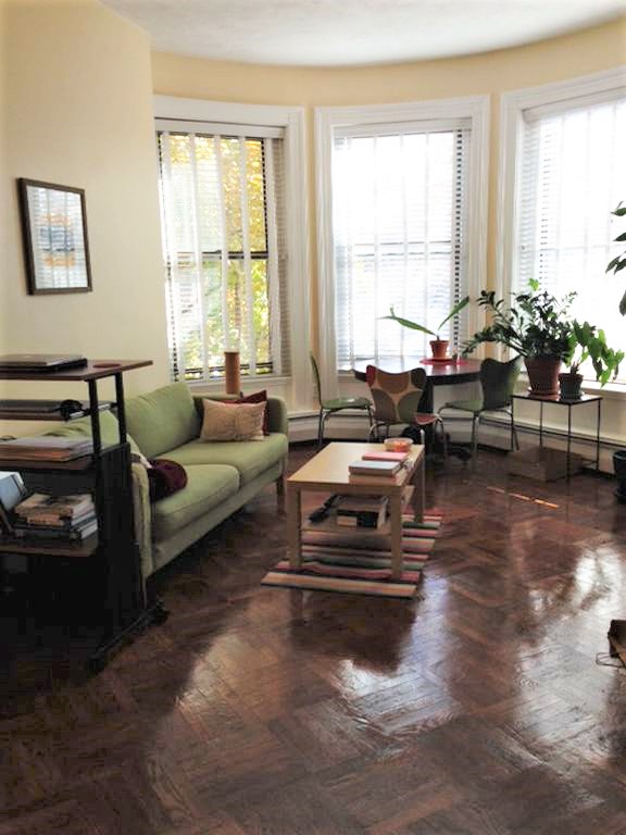 1 bed, 1 bath apartment for rent at 922 Beacon St Unit 41, Fenway — photo 2 of 5