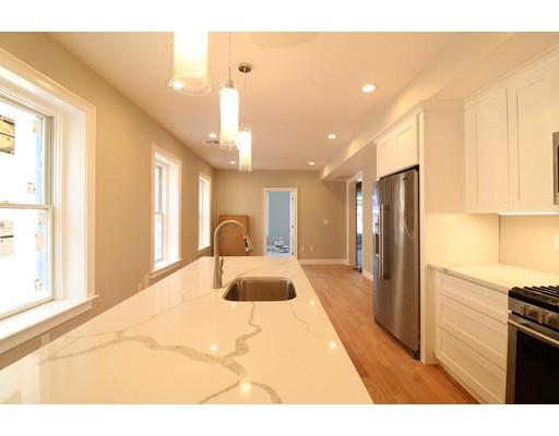 4 bed, 2 bath apartment for rent at 422 Hanover St Unit 5, North End — photo 3 of 12