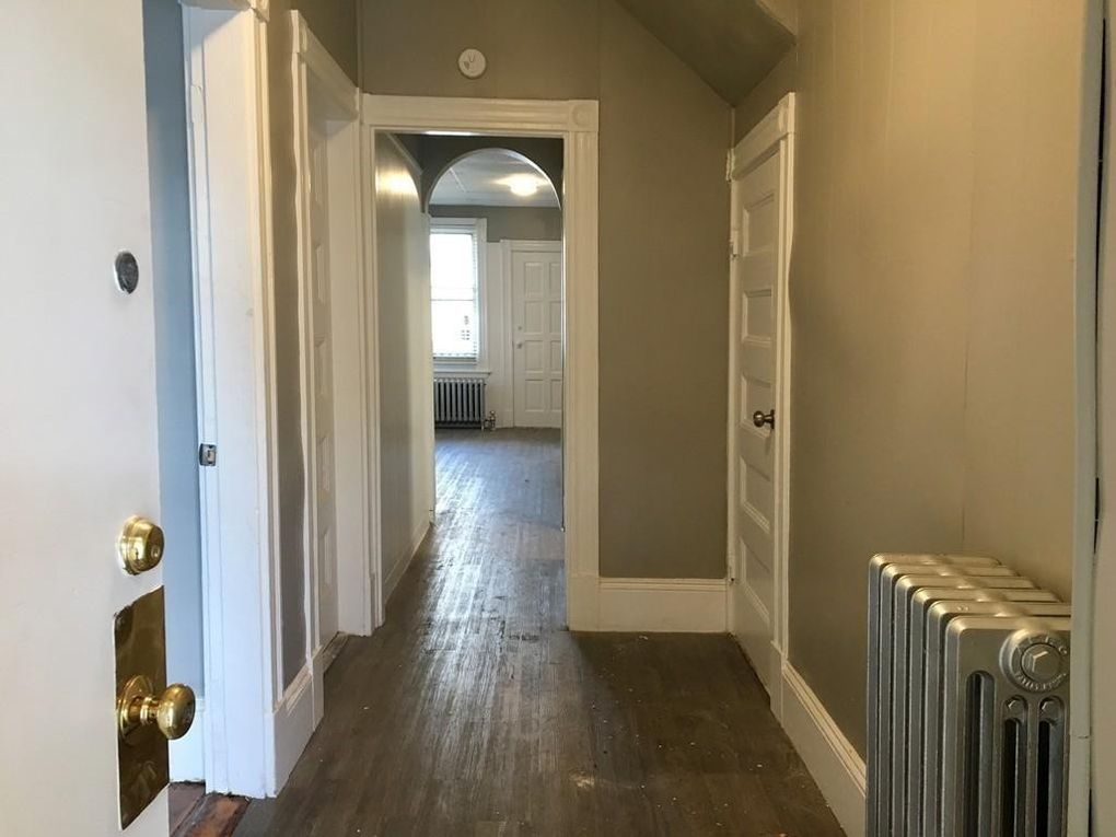 346 Chelsea St, East Boston