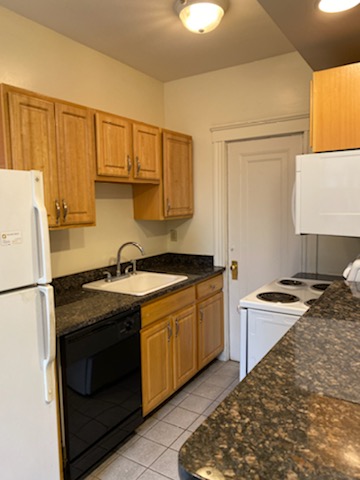 Photo 3 of 117 Park Dr. Unit 6