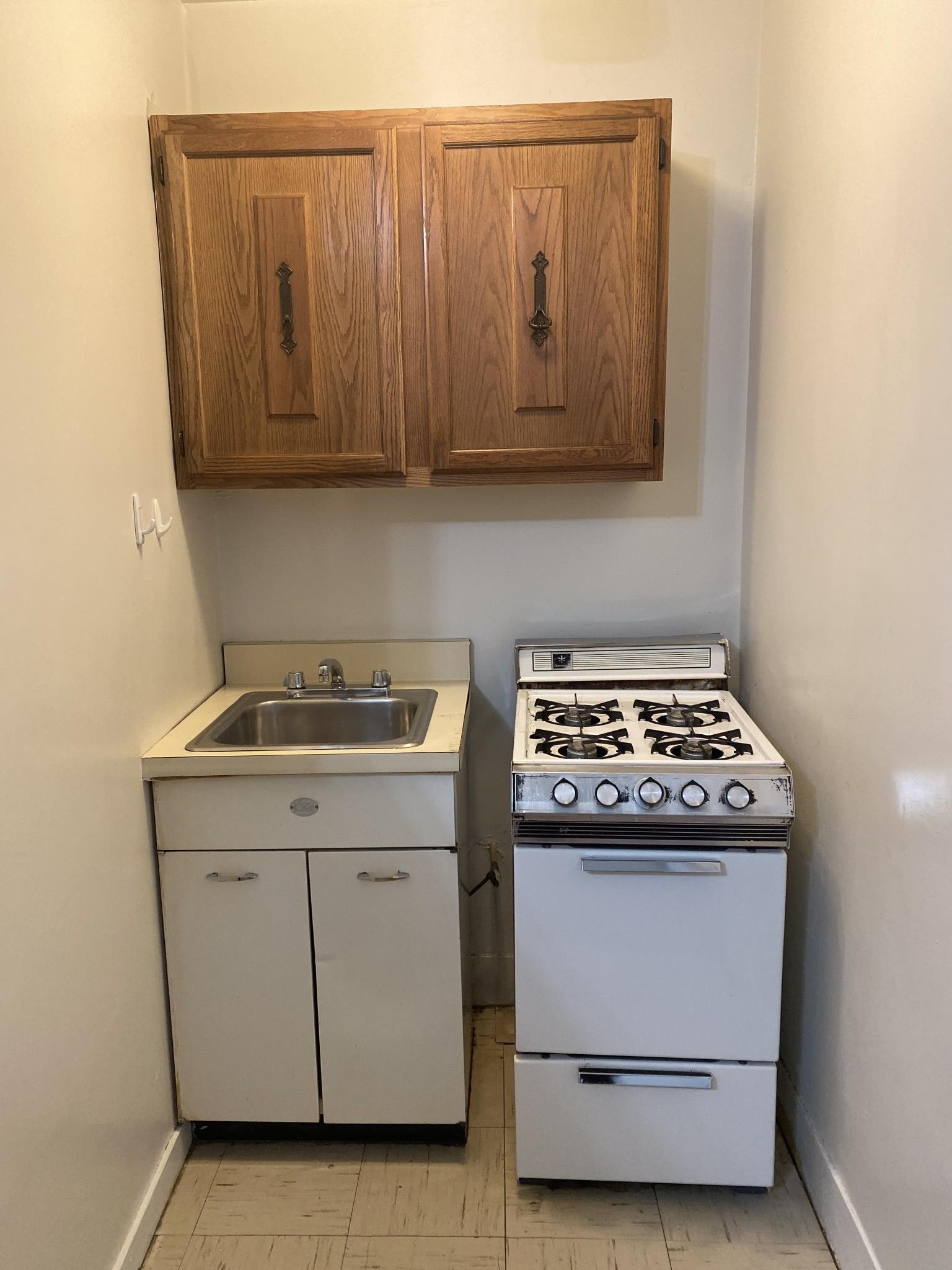 Studio bed, 1 bath apartment for rent at 59 Burbank St Unit 19, Fenway — photo 3 of 4