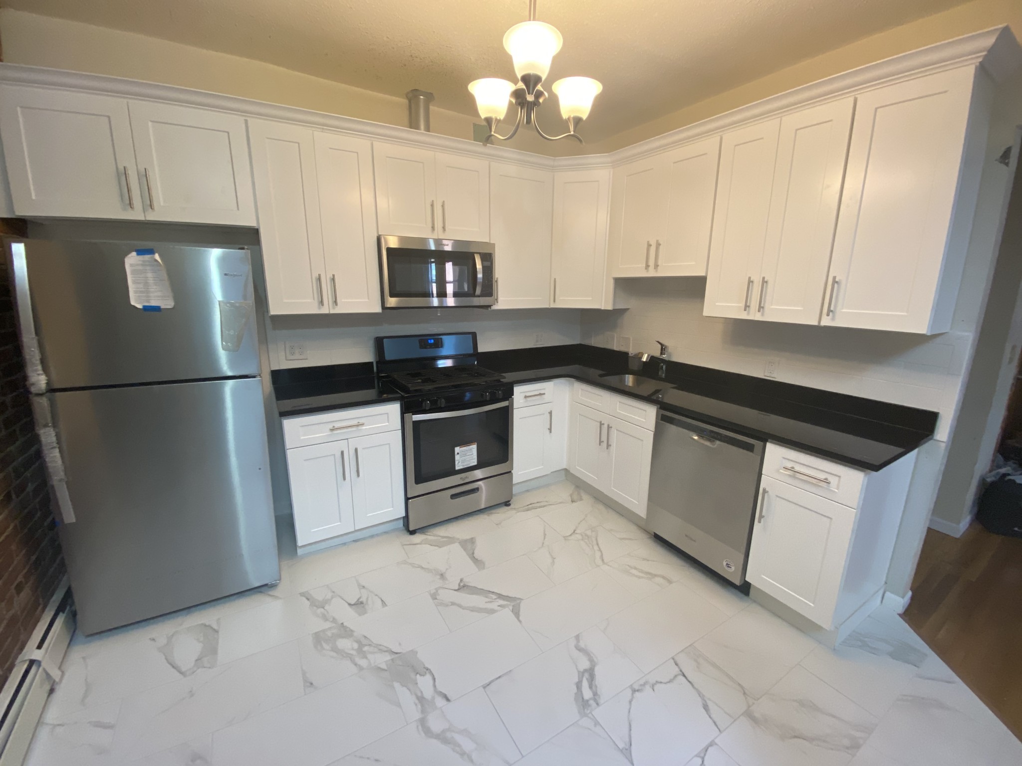 4 bed, 1 bath apartment for rent at 618 Columbus Ave Unit 4, South End — photo 2 of 23
