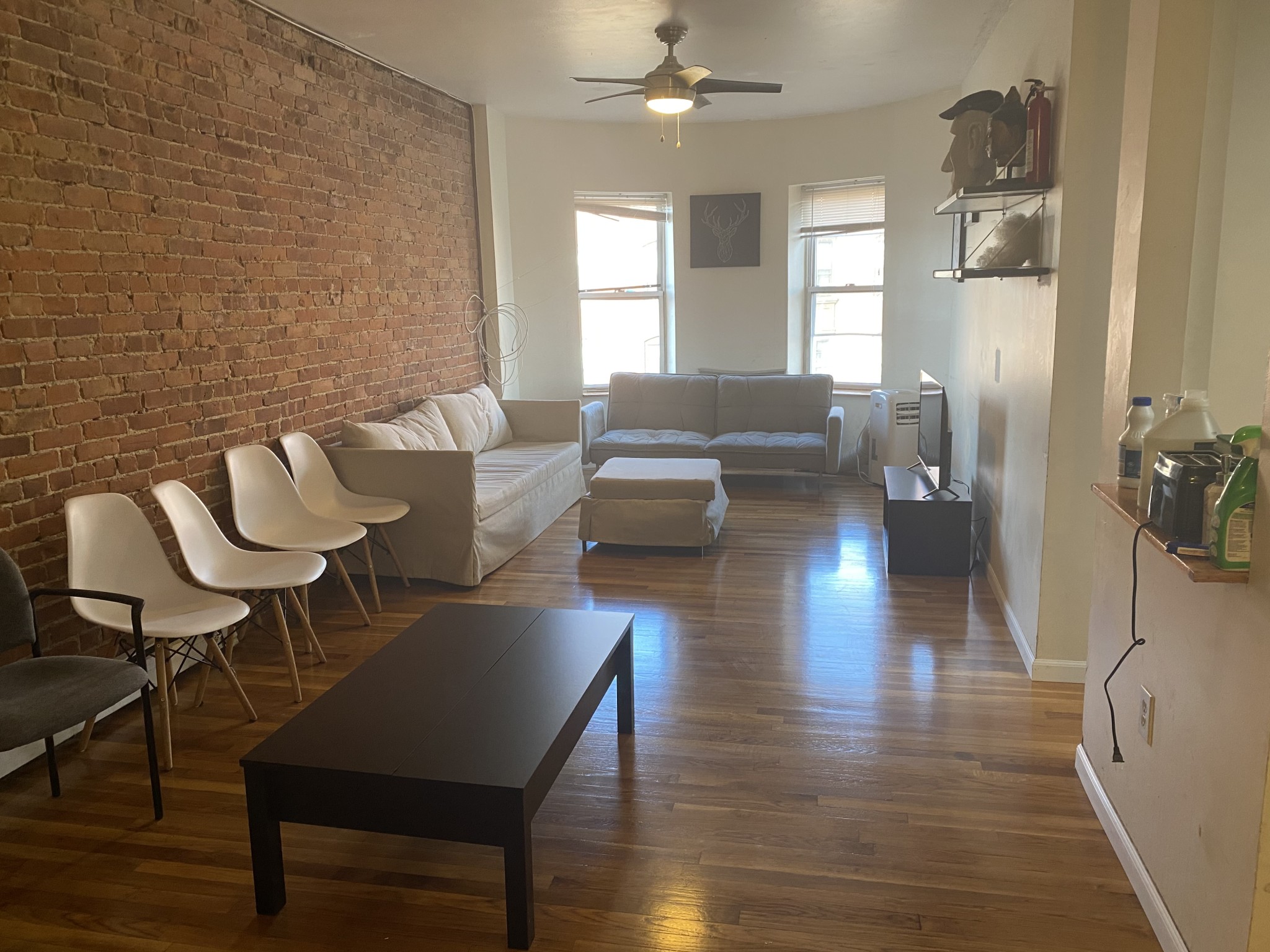 4 bed, 1 bath apartment for rent at 618 Columbus Ave Unit 4, South End — photo 5 of 23