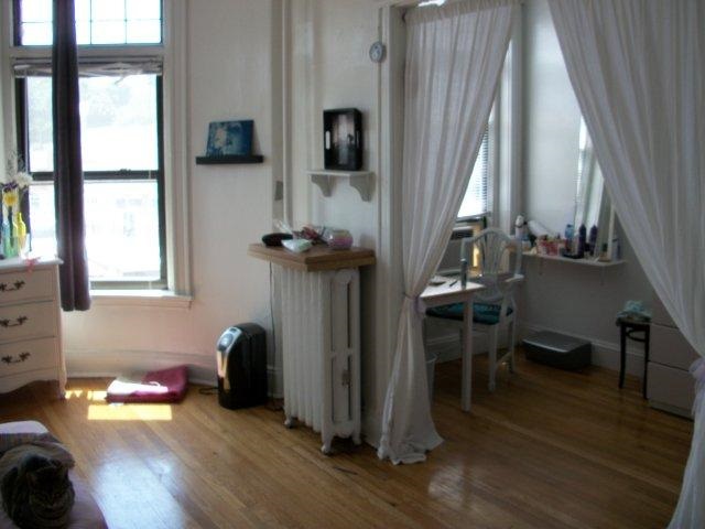 1914 Beacon St, Brighton