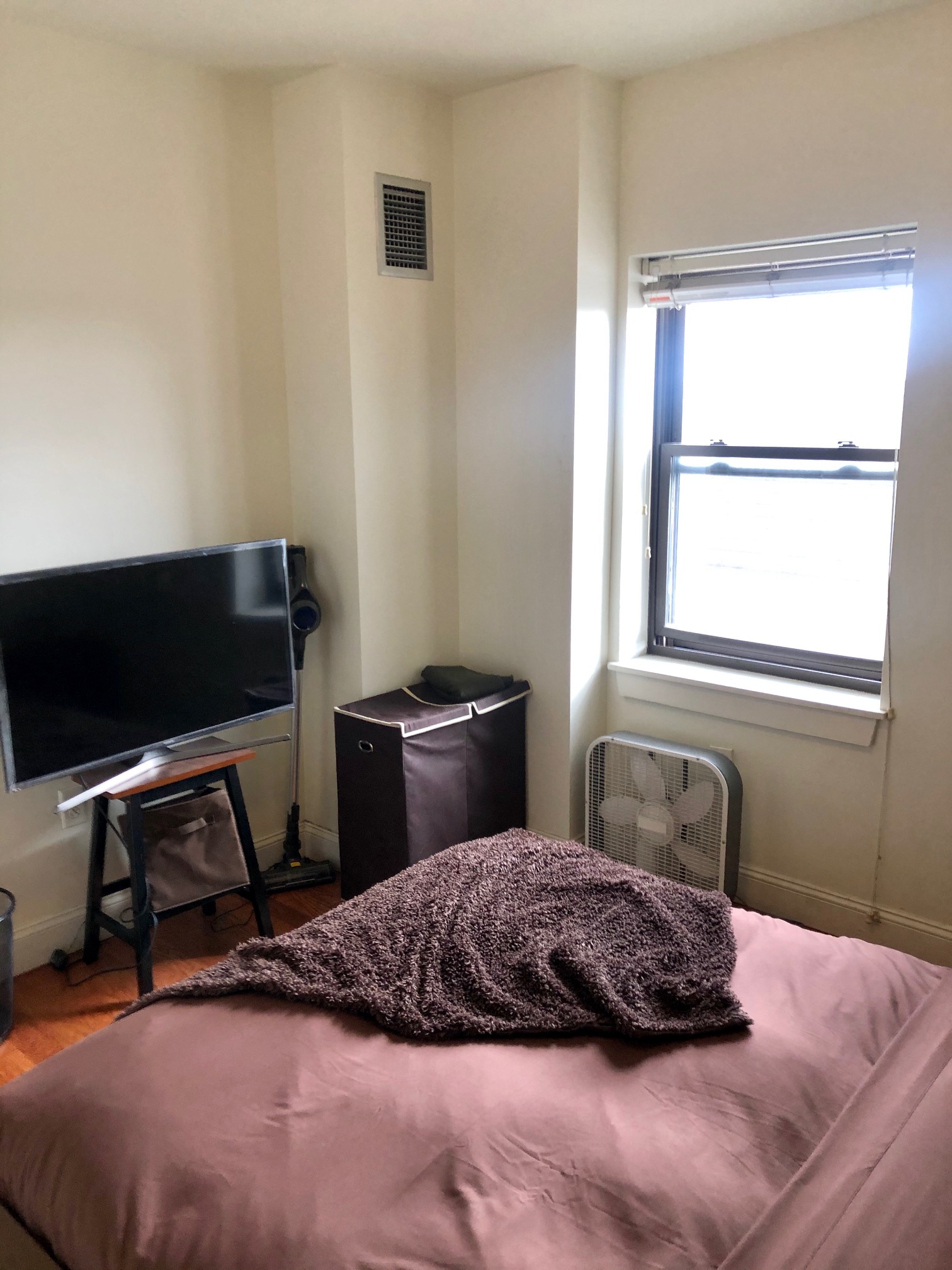 1 bed, 1 bath apartment for rent at 534 Commonwealth Ave Unit 7C, Fenway — photo 22 of 39