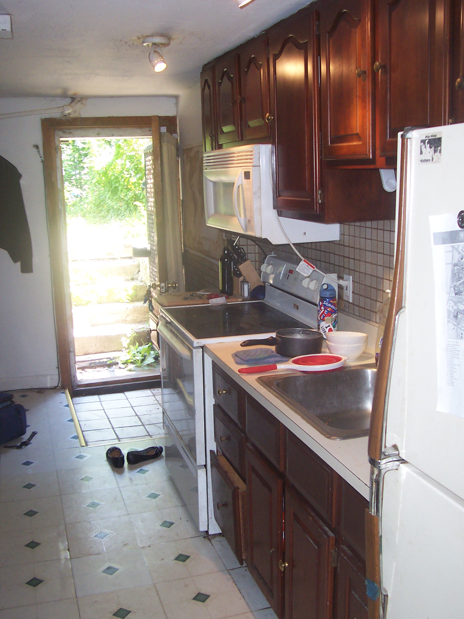 Photo 7 of 686 Parker St. Unit 1