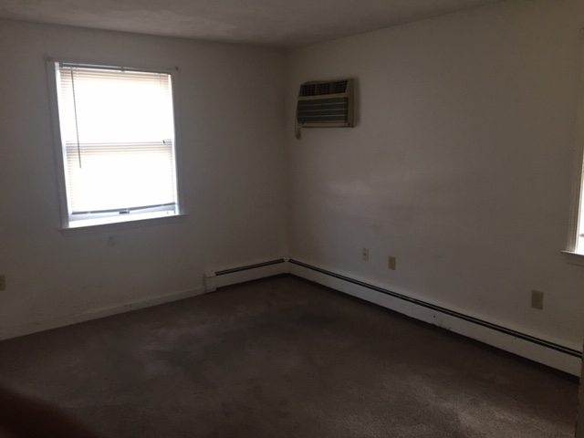 4 bed, 2 bath apartment for rent at 24 Highland St, Waltham — photo 7 of 7