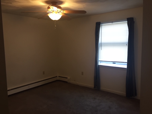 4 bed, 2 bath apartment for rent at 24 Highland St, Waltham — photo 6 of 7