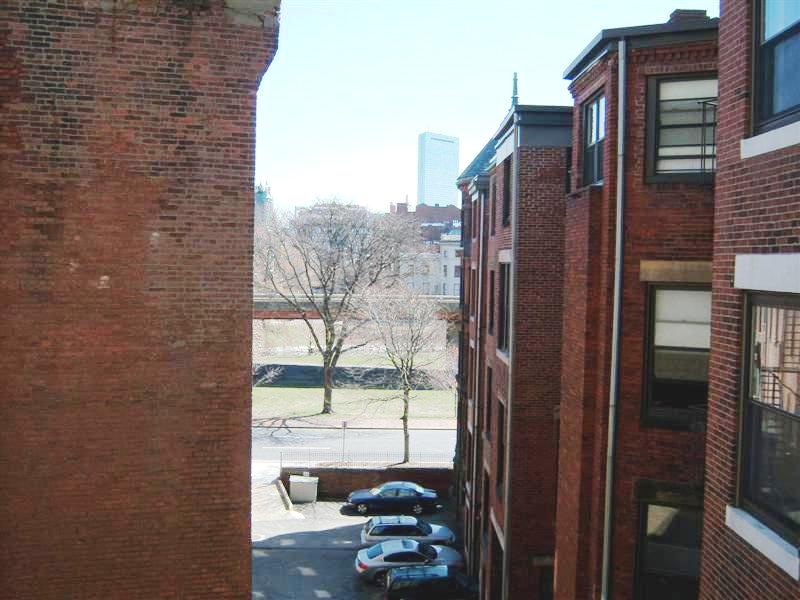 Photo 6 of 475 Commonwealth Ave. Unit 503