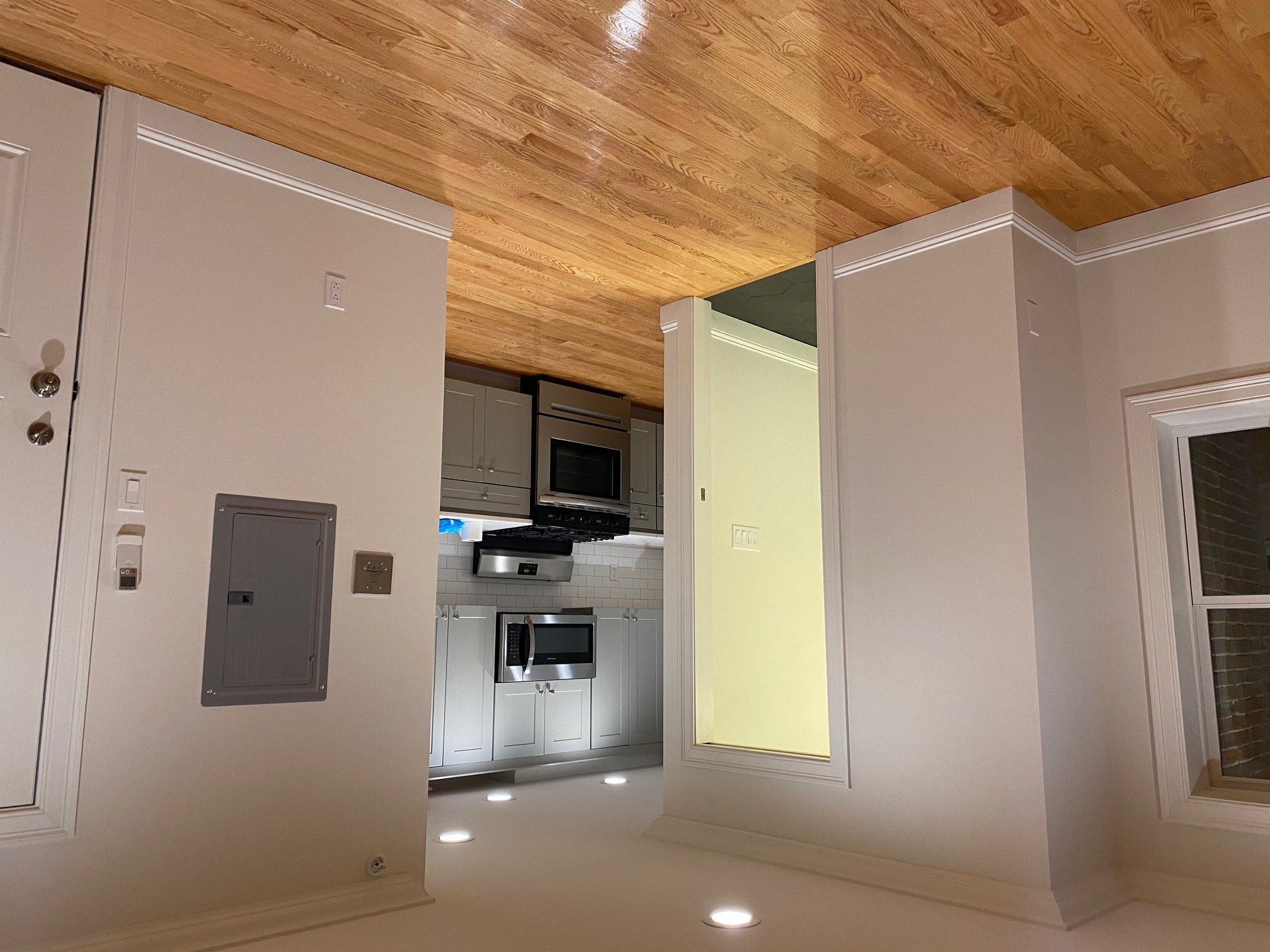 14 Pompeii St, Roxbury