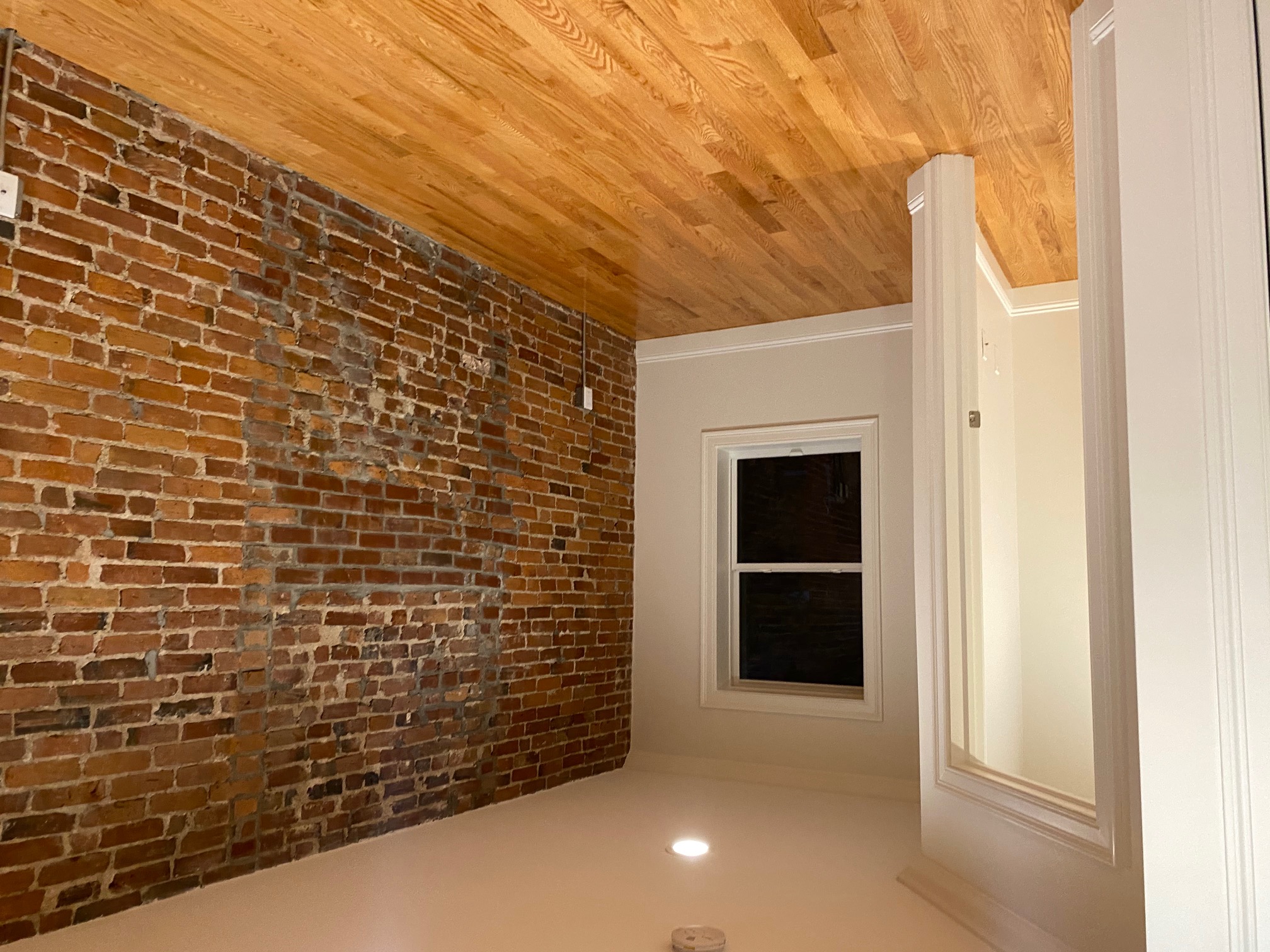 14 Pompeii St, Roxbury
