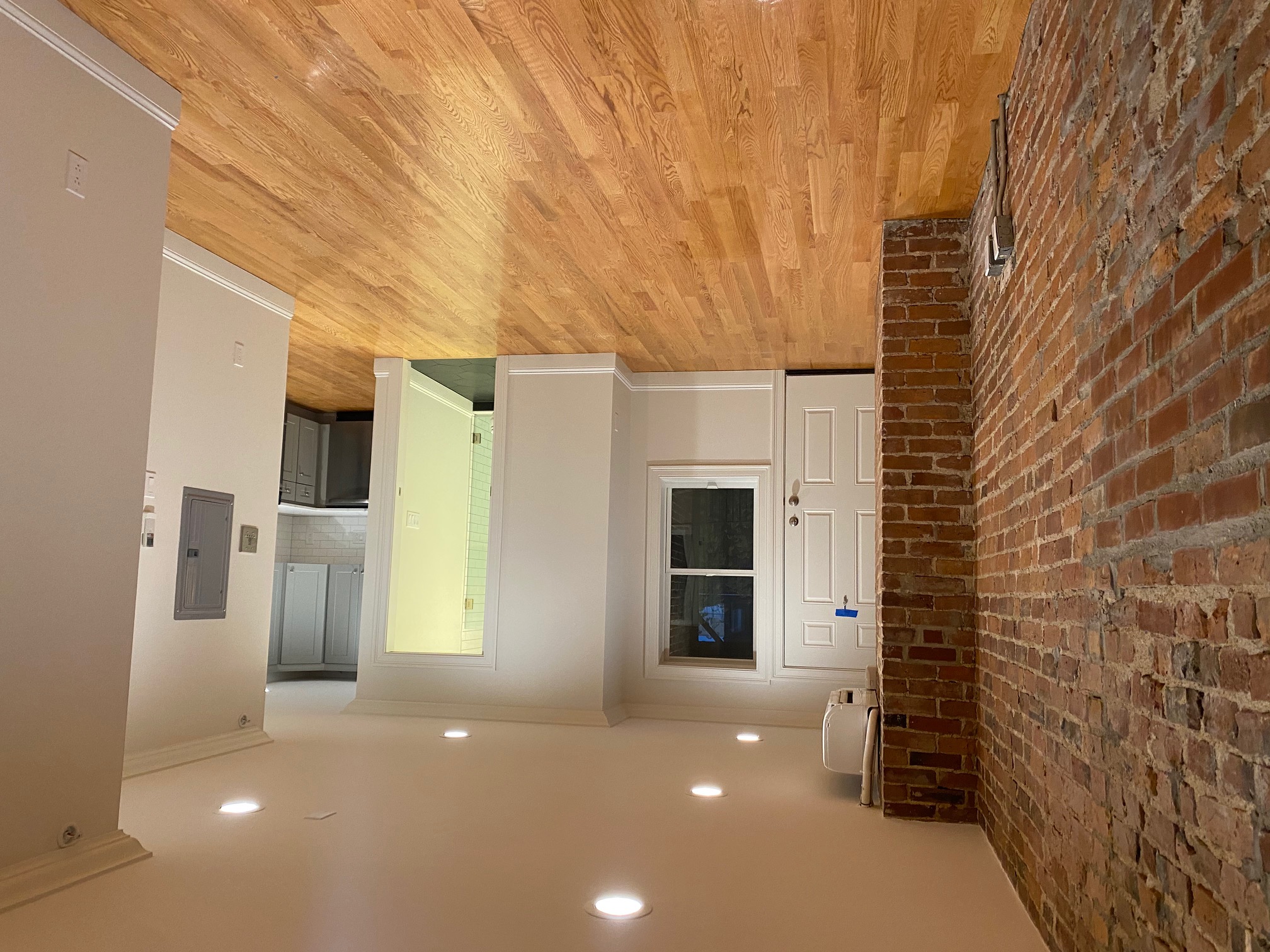 14 Pompeii St, Roxbury