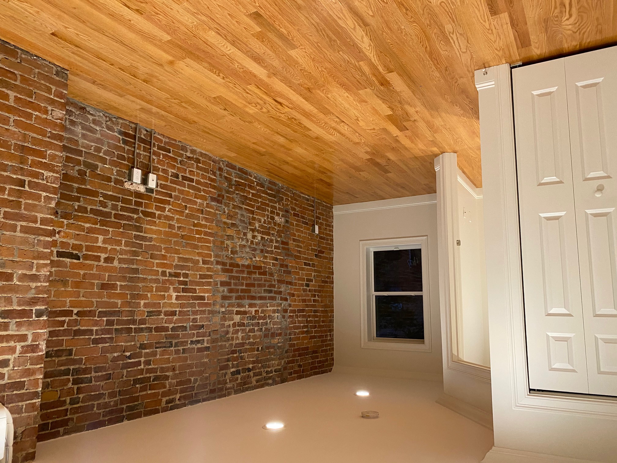 14 Pompeii St, Roxbury