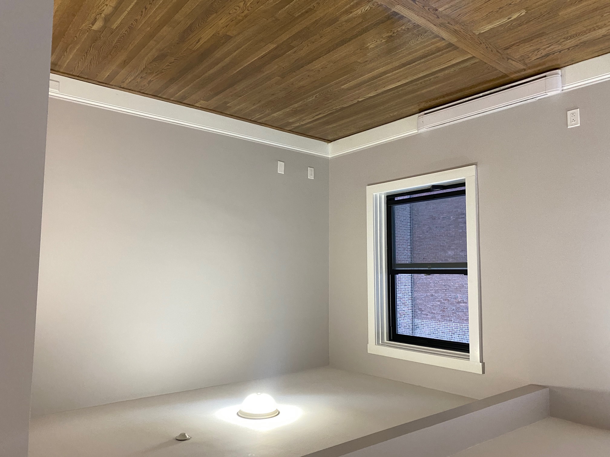 Photo 3 of 90 Warrenton St. Unit 8