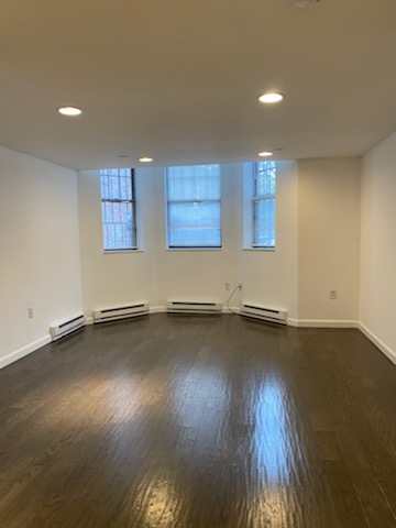 Photo 6 of 104 Queensberry St. Unit D