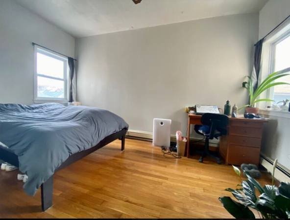 5 bed, 2 bath apartment for rent at 41 Avon St Unit 2, Spring Hill — photo 6 of 10