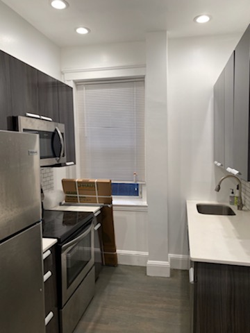 Photo 3 of 36 Queensberry St. Unit 3