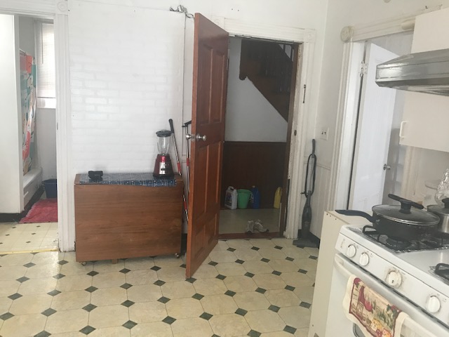 2 bed, 1 bath apartment for rent at 107 Franklin St Unit 1, Brookline — photo 3 of 16