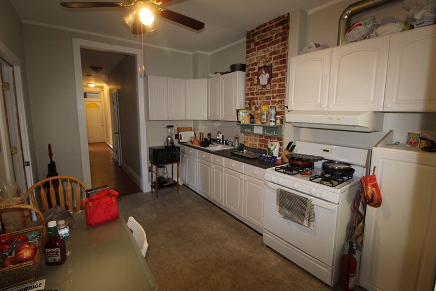 2 bed, 1 bath apartment for rent at 204 River St Unit 210, Central Square — photo 2 of 12