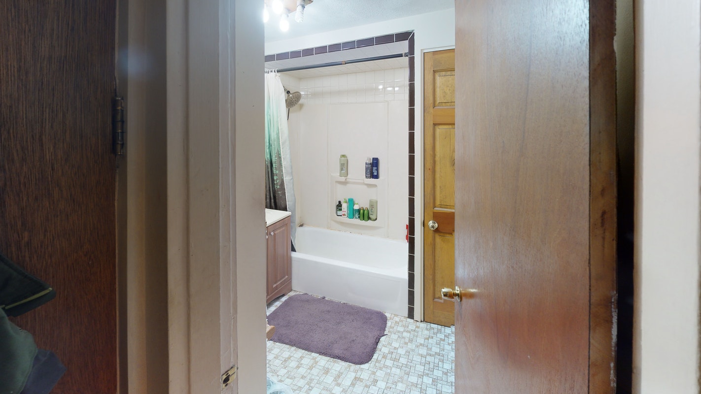 27 Princeton St, Medford