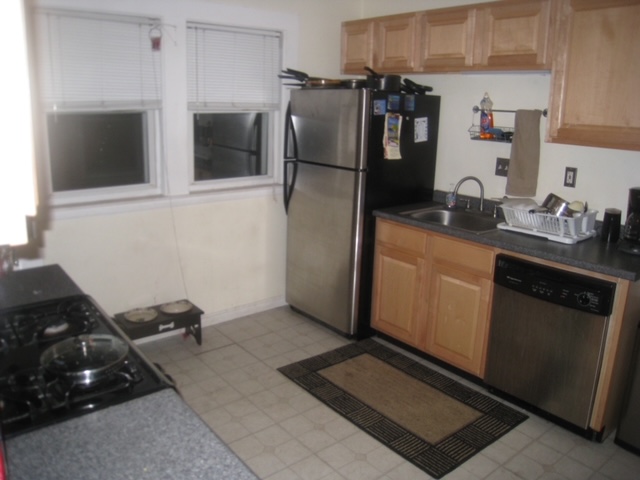 3 bed, 2 bath apartment for rent at 4 Berwick Rd Unit 2, Medford