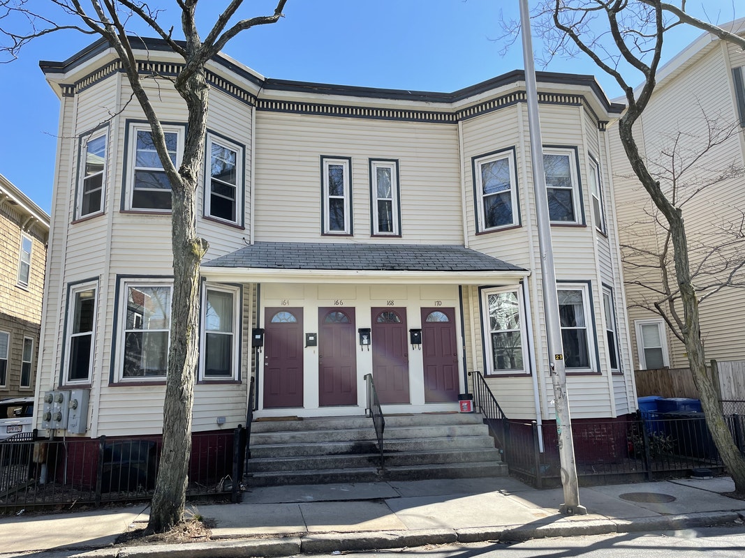 2 bed, 1 bath apartment for rent at 164 Putnam Ave Unit 168, Cambridge — photo 10 of 12
