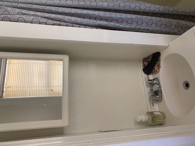 3 bed, 2 bath apartment for rent at 4 Berwick Rd Unit 2, Medford — photo 33 of 47