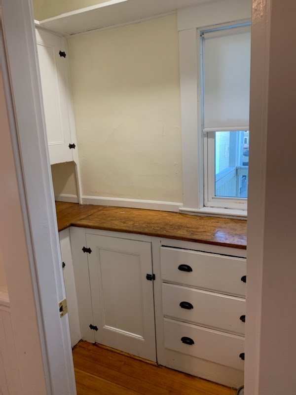 2 bed, 1 bath apartment for rent at 101 Grant St Unit 2, Somerville — photo 2 of 10