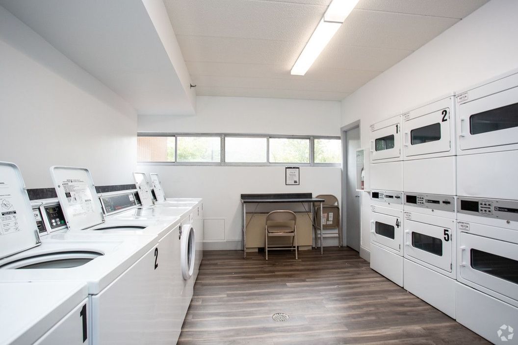 1 bed, 1 bath apartment for rent at 1925 Commonwealth Ave Unit 1417, Brighton — photo 9 of 14