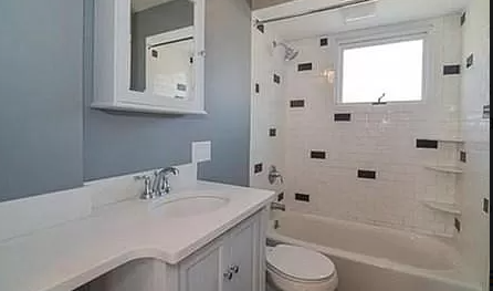 3 bed, 1 bath apartment for rent at 40 Waverley Ave Unit 2, Watertown — photo 3 of 5