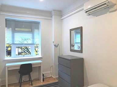 174 Newbury St, Back Bay