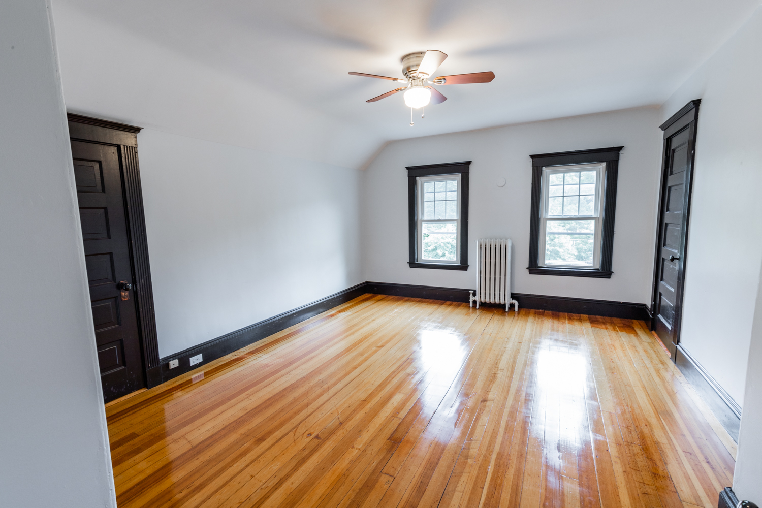 4 bed, 1.5 bath apartment for rent at 44 Harrington St Unit 1, Newtonville — photo 16 of 23