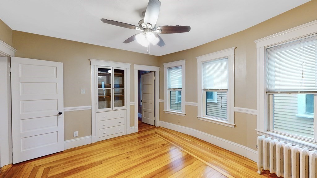 3 bed, 1 bath apartment for rent at 15A Tremont St Unit 1, Cambridge — photo 4 of 8