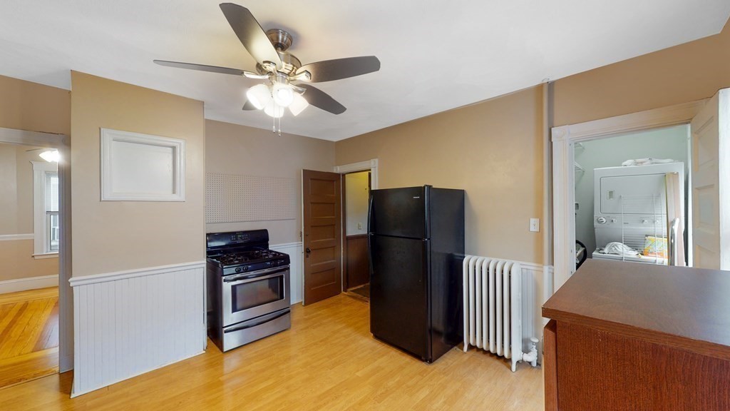 3 bed, 1 bath apartment for rent at 15A Tremont St Unit 1, Cambridge — photo 5 of 8
