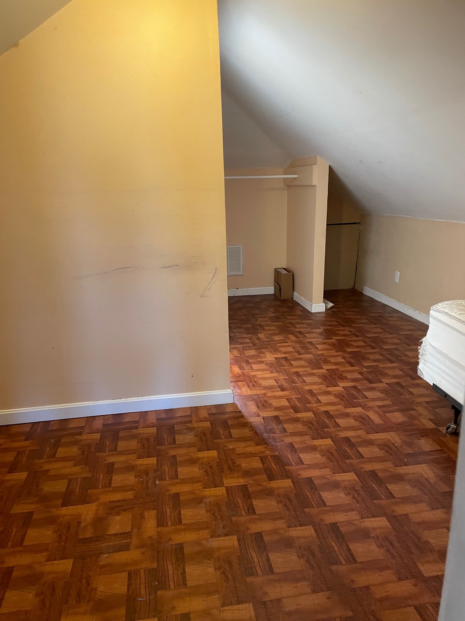 3 bed, 1.5 bath apartment for rent at 257 Common St Unit 2, Watertown — photo 6 of 25