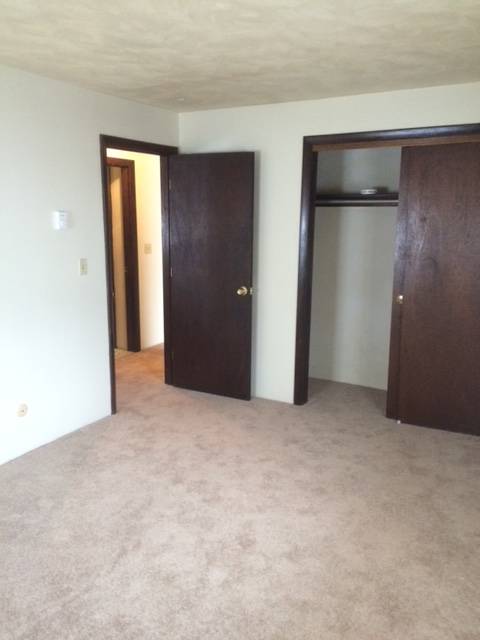 2 bed, 1 bath apartment for rent at 99 Willow St Unit 8, Chelsea