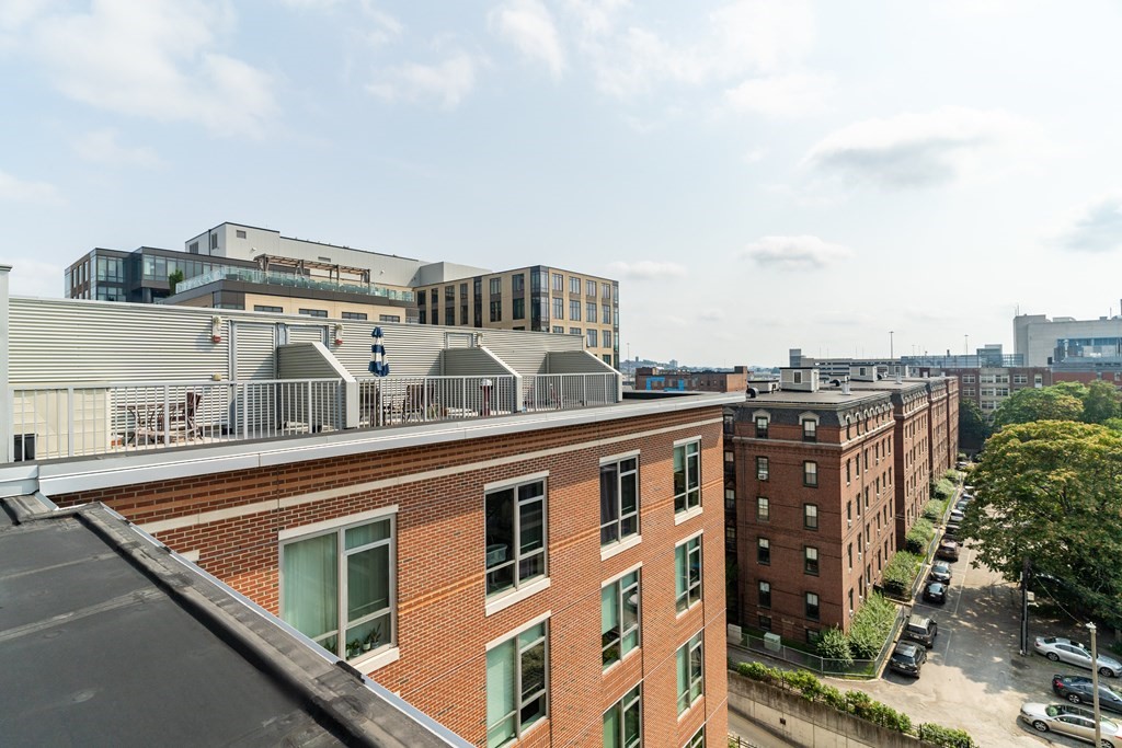 2 bed, 2 bath apartment for rent at 700 Harrison Ave Unit 504, South End — photo 32 of 42