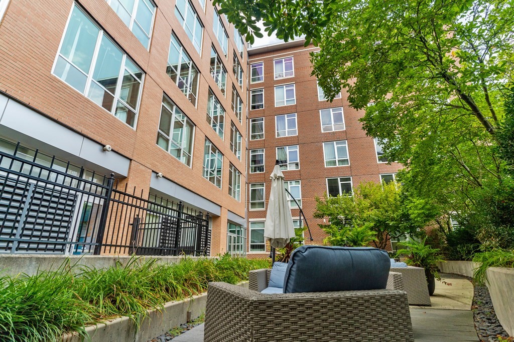 2 bed, 2 bath apartment for rent at 700 Harrison Ave Unit 504, South End — photo 31 of 42