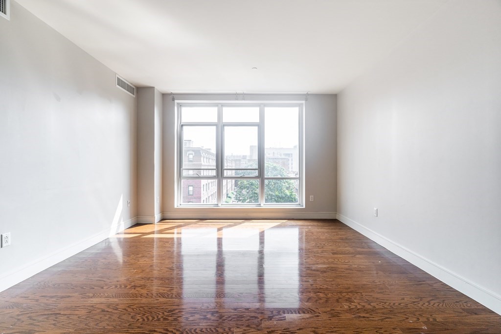 2 bed, 2 bath apartment for rent at 700 Harrison Ave Unit 501, South End — photo 8 of 24