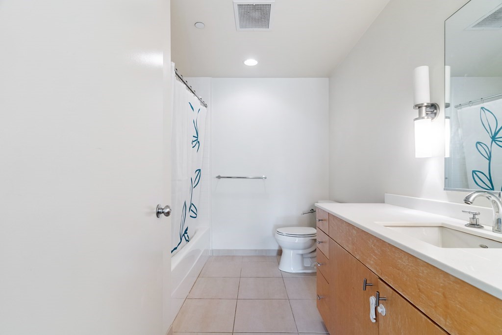 2 bed, 2 bath apartment for rent at 700 Harrison Ave Unit 501, South End — photo 10 of 24