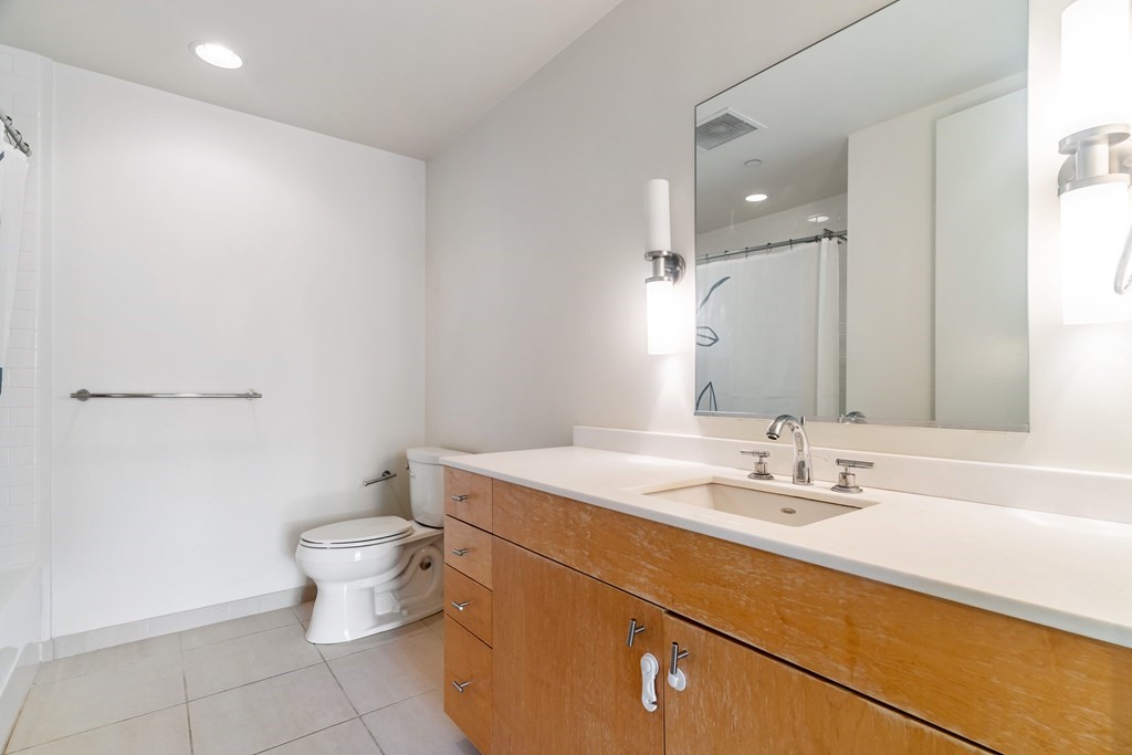 2 bed, 2 bath apartment for rent at 700 Harrison Ave Unit 501, South End — photo 11 of 24