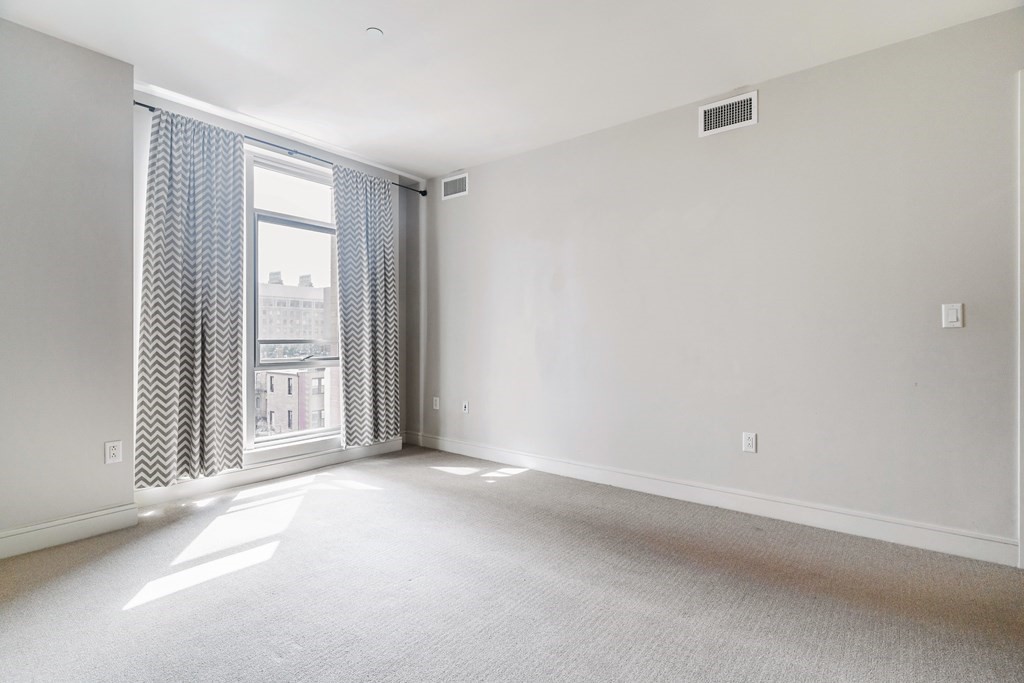 2 bed, 2 bath apartment for rent at 700 Harrison Ave Unit 501, South End — photo 20 of 24