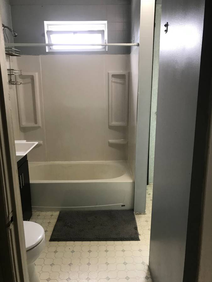 Photo 9 of Lincoln Ave. Unit 2